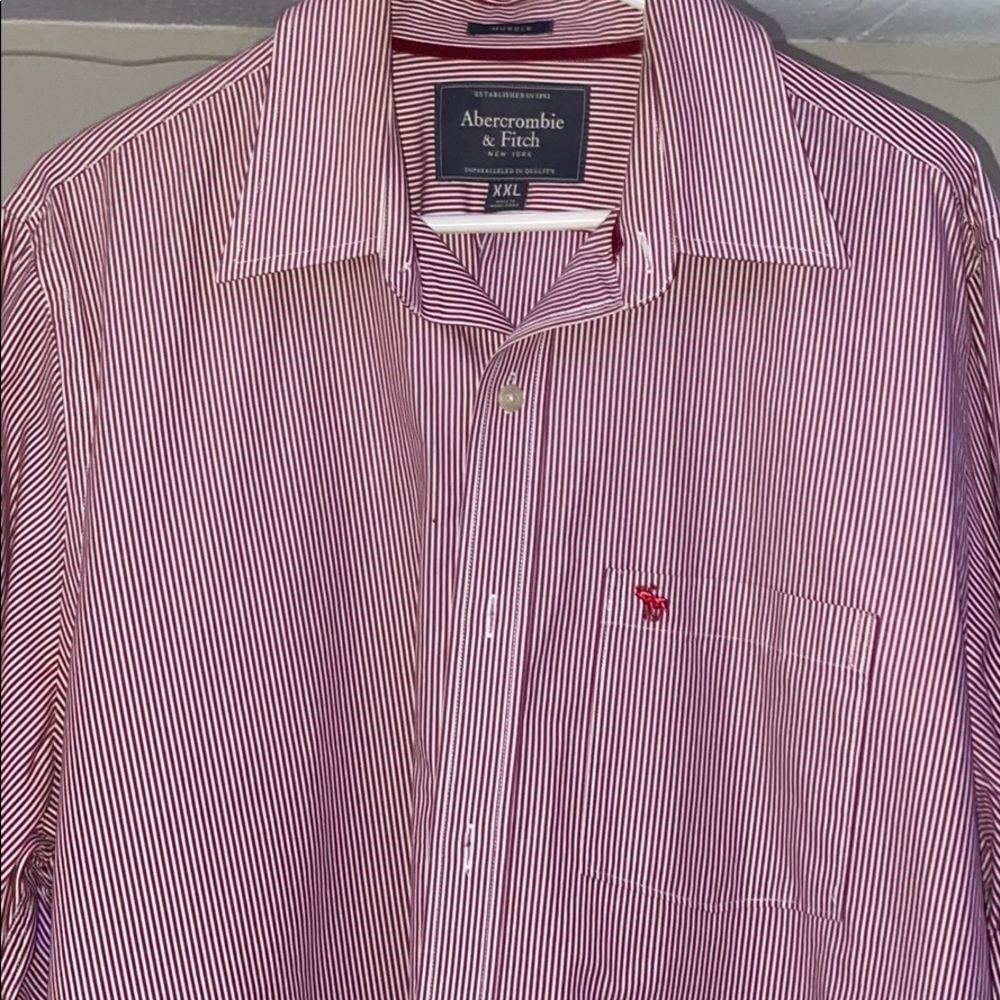 Abercrombie & Fitch men’s muscle fit dress shirt